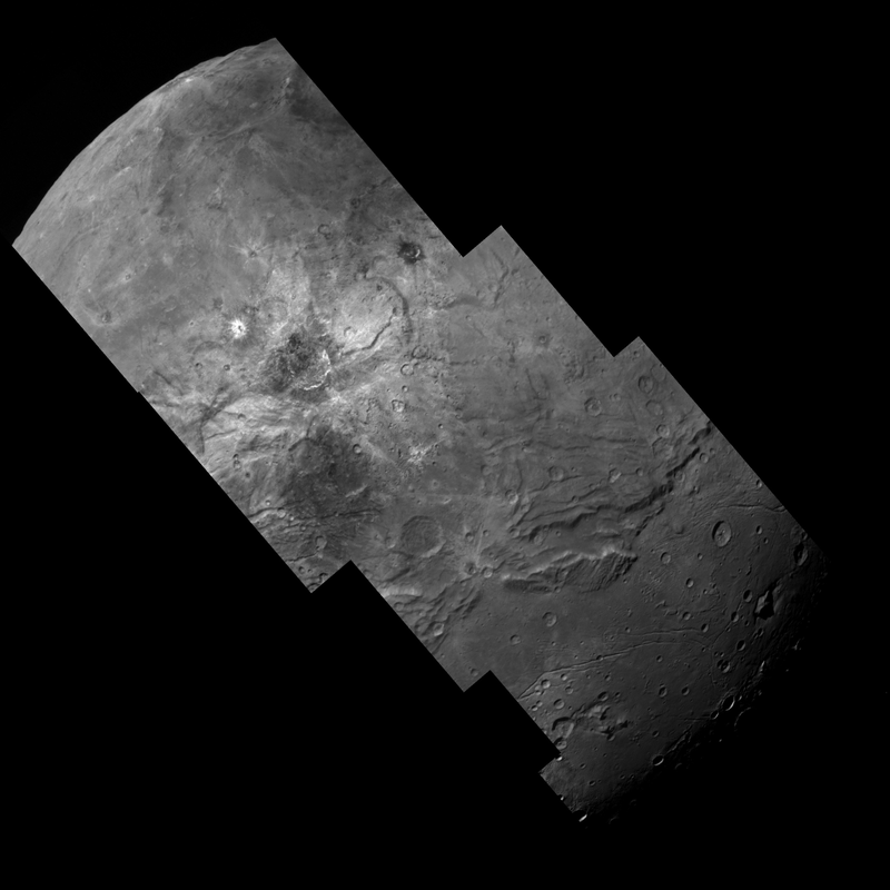 Illustration for article titled Swoop Across the Complex Geology of Pluto's Largest Moon